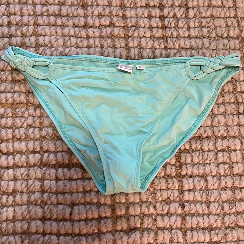 L space bottoms